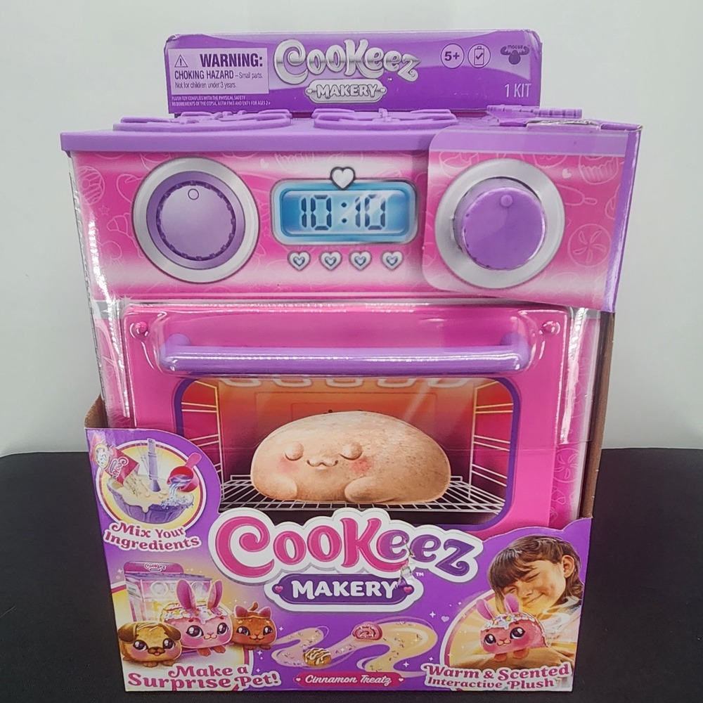 Cookeez Makery Oven Playset Interactive Plush Surprise Cinnamon Treats Toy